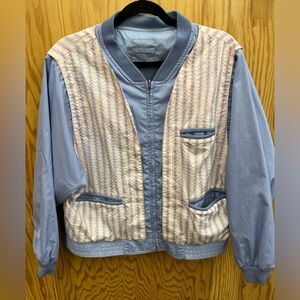 Reversible bomber jacket